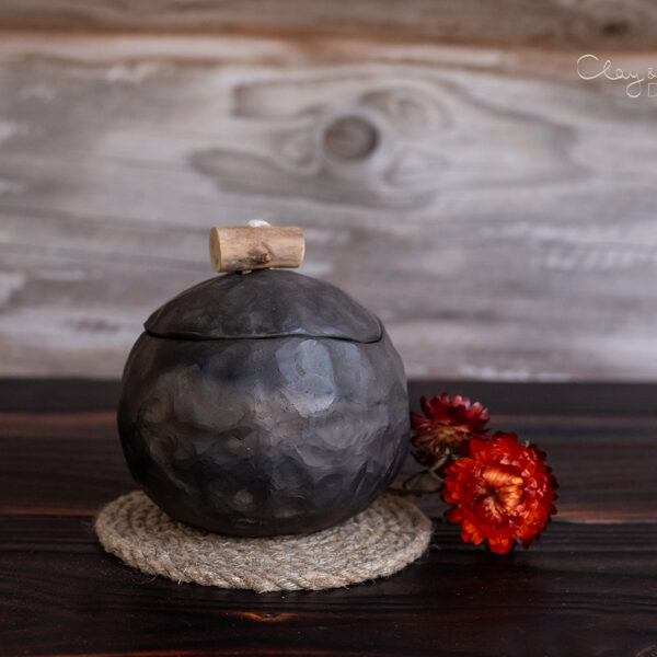 Mini Handmade Black Ceramic Pinch Pot with Lid