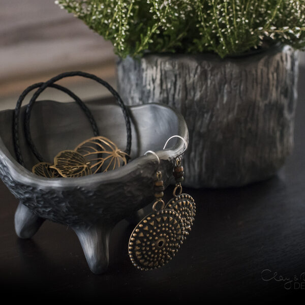 Handmade Black Ceramic Jewelry Dish Nordic Minimalist Pottery Bowl