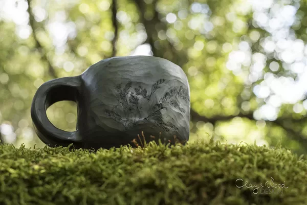 Black ceramic tea mug