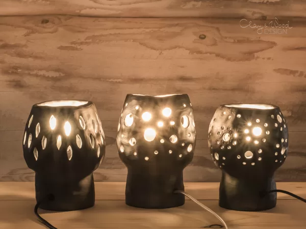 Black pottery table lamp. Stylish. Minimalist.