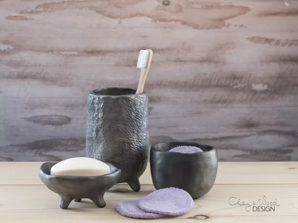 Modern and minimal. Black pottery for bath.