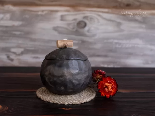 Mini Handmade Black Ceramic Pinch Pot with Lid