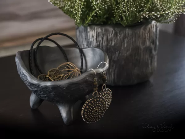Handmade Black Ceramic Jewelry Dish Nordic Minimalist Pottery Bowl